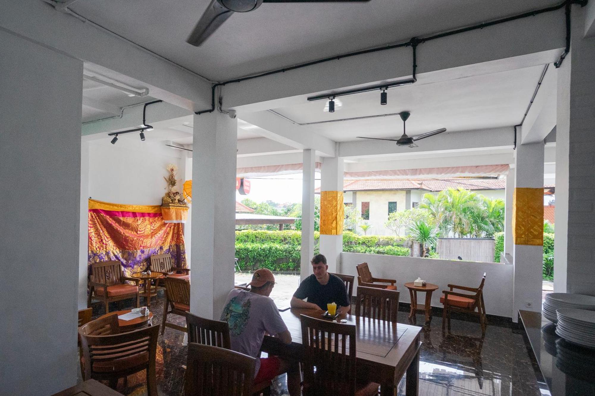 Margarita Surf Hostel Canggu Exterior foto